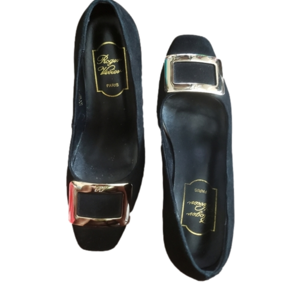 Roger Vivier Suede Pumps